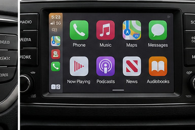 Apple CarPlay home screen